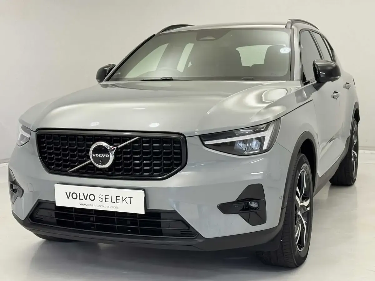 Used Volvo XC40 Plus 161 HP (118 kW) 2024 SUV