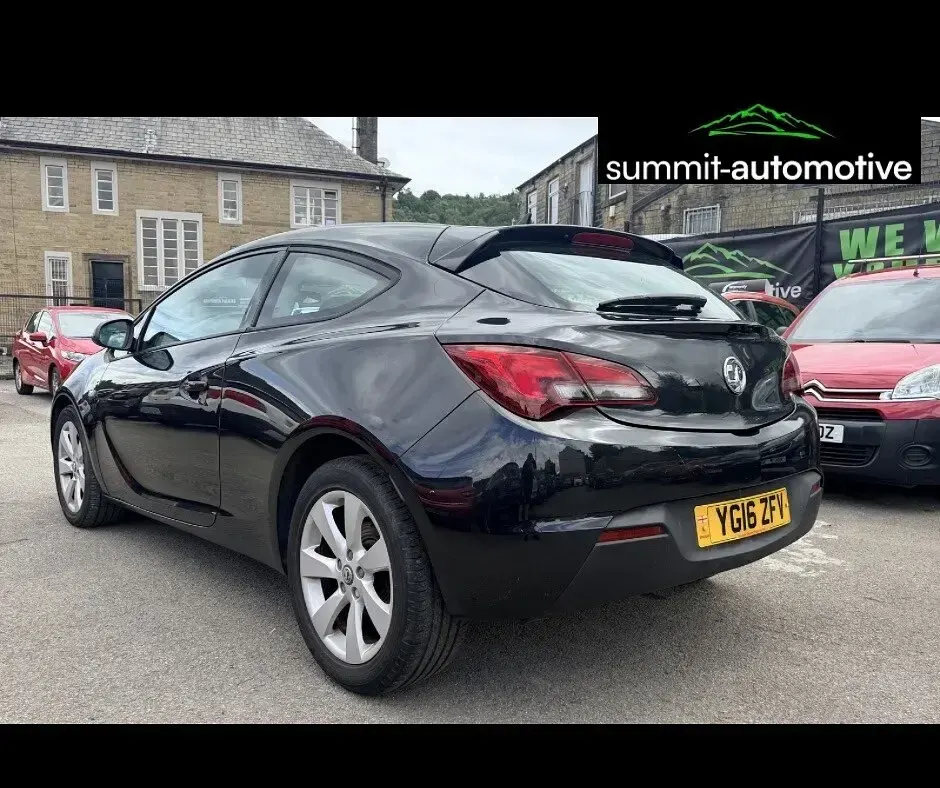 Used Vauxhall Astra GTC Sport 2016 Black Hatchback