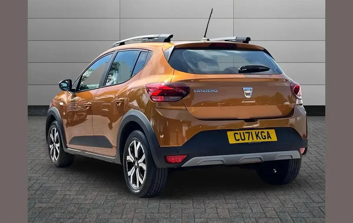 Used Dacia Sandero Prestige 90 HP (66 kW) 2021 Orange Hatchback