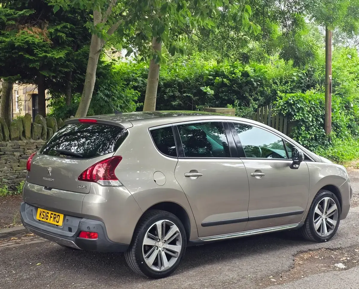 Used Peugeot 3008 Allure 2016 Grey Hatchback
