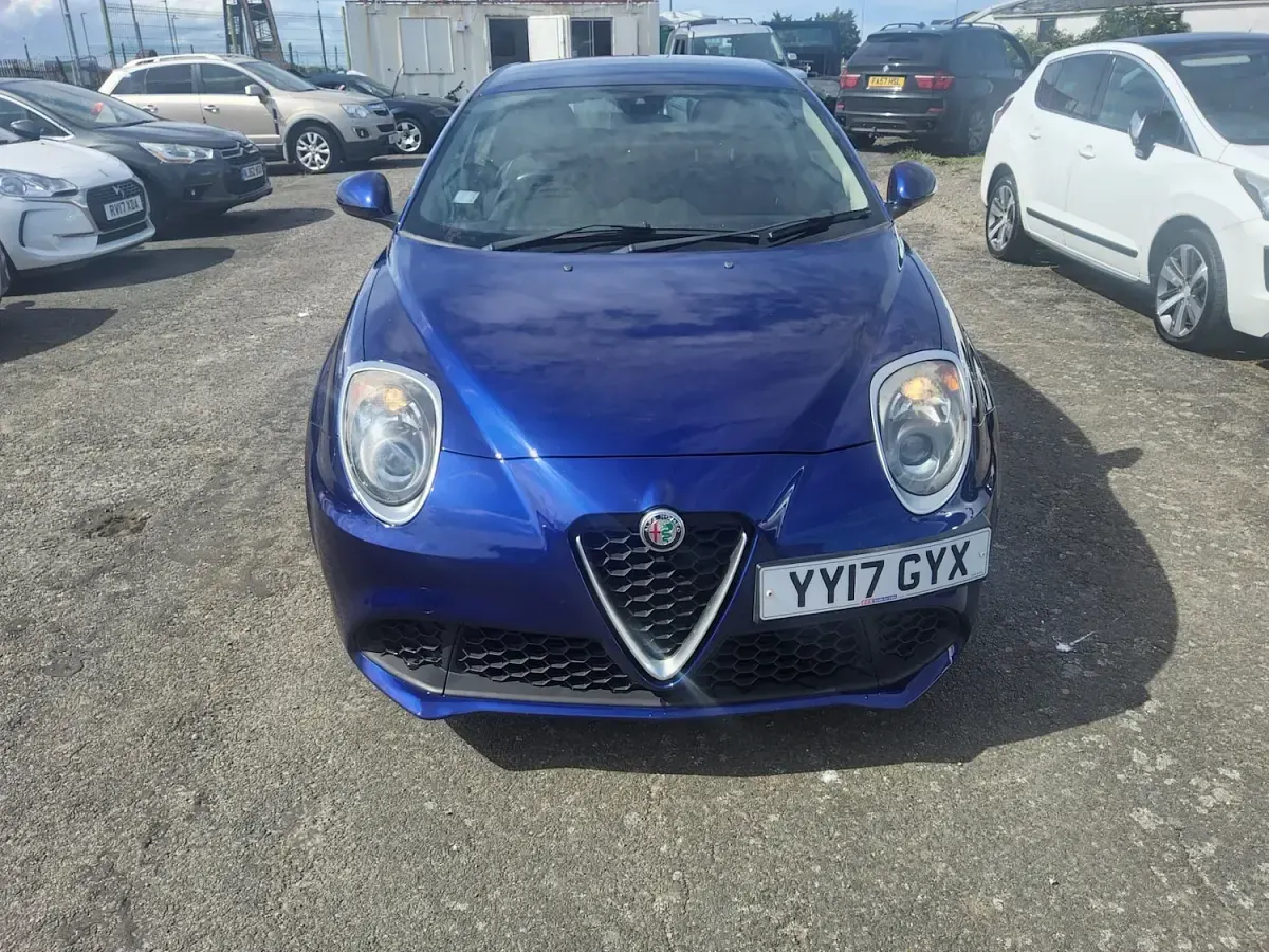 Used Alfa Romeo MiTo 105 HP (77 kW) 2017 Blue Hatchback