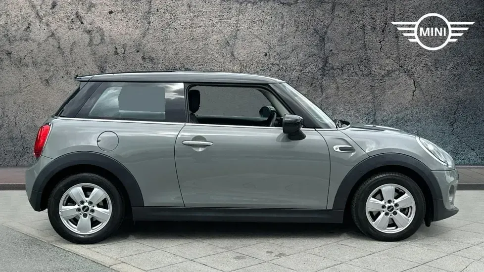 Used Mini Cooper Classic 134 HP (98 kW) 2019 Grey Hatchback
