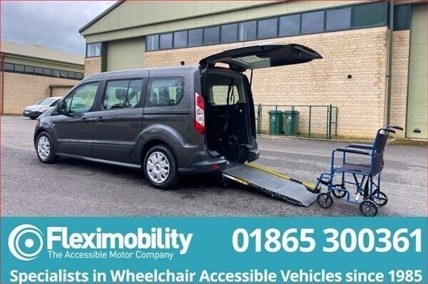 Grey Used 2018 Ford Tourneo Connect MPV | £13,450 (Expensive) - Image 1/1