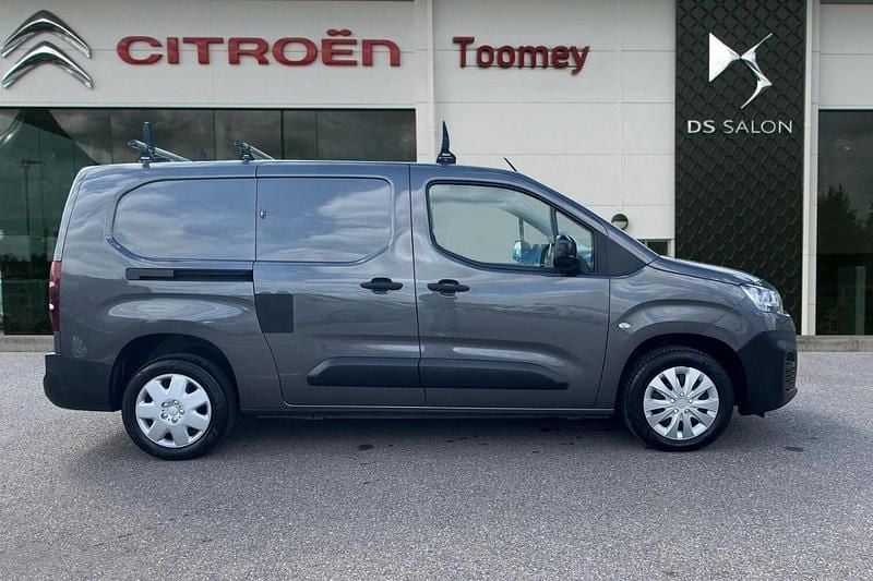 Grey Used 2022 Citroën Berlingo MPV | £10,495 (A bit pricey) - Image 1/4