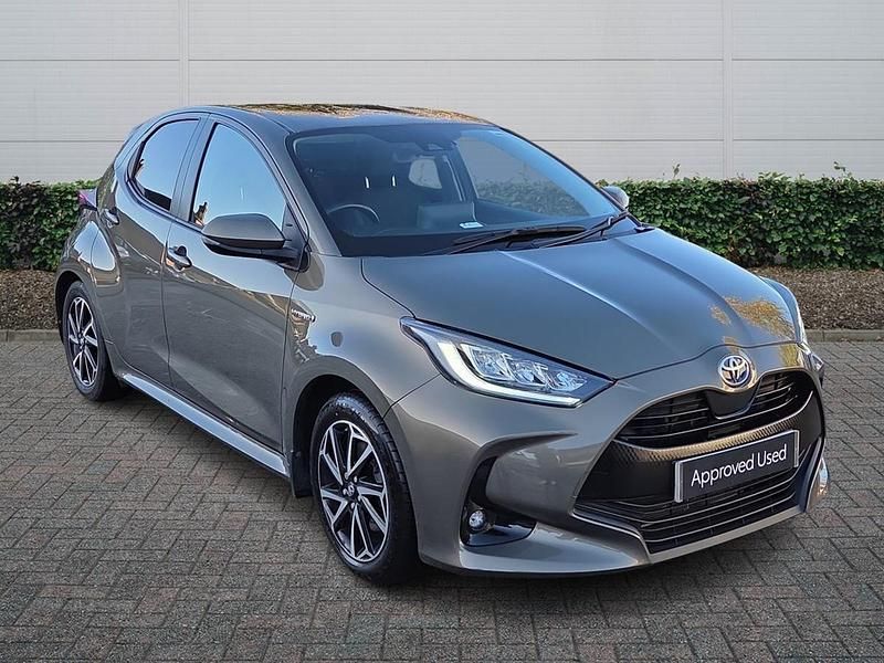 Bronze Used 2021 Toyota Yaris Hybrid Design Hatchback | £15,985 (Good price) - Image 1/4