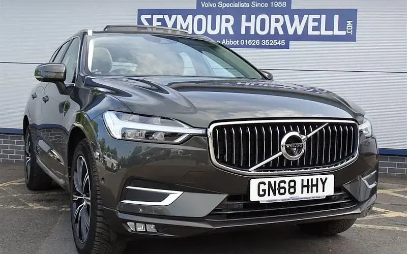 Usado Volvo XC60 Inscription 190 HP (139 kW) 2019 SUV