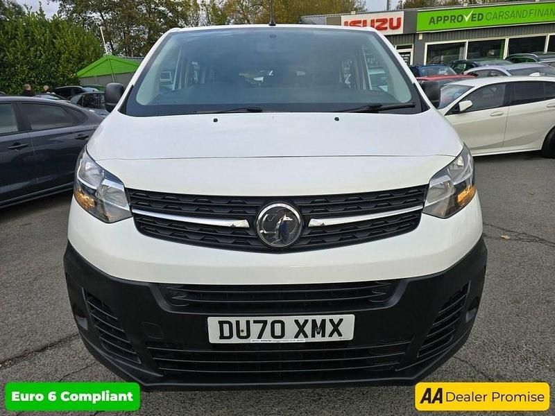 Used Vauxhall Vivaro Edition 120 HP (88 kW) 2020 White MPV