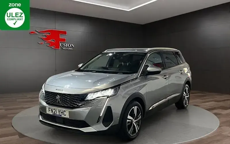 Used Peugeot 5008 Allure Premium 131 HP (96 kW) 2022 SUV