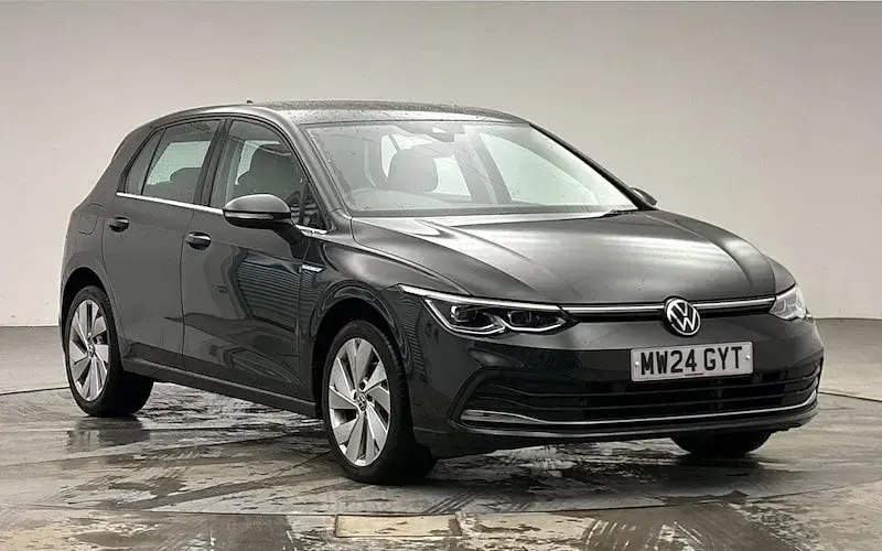 Used VW Golf VIII Style 131 HP (96 kW) 2024 Hatchback