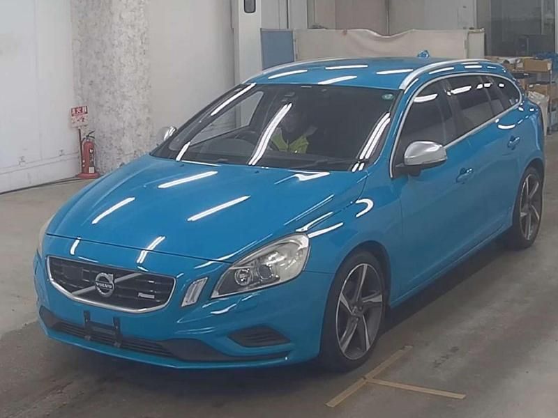 Used Volvo V60 R-Design 2013 Blue Estate