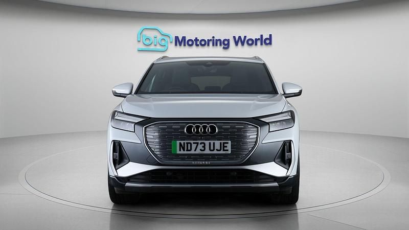 Used Audi Q4 e-tron S-Line 150 kW (204 HP) 2023 White SUV