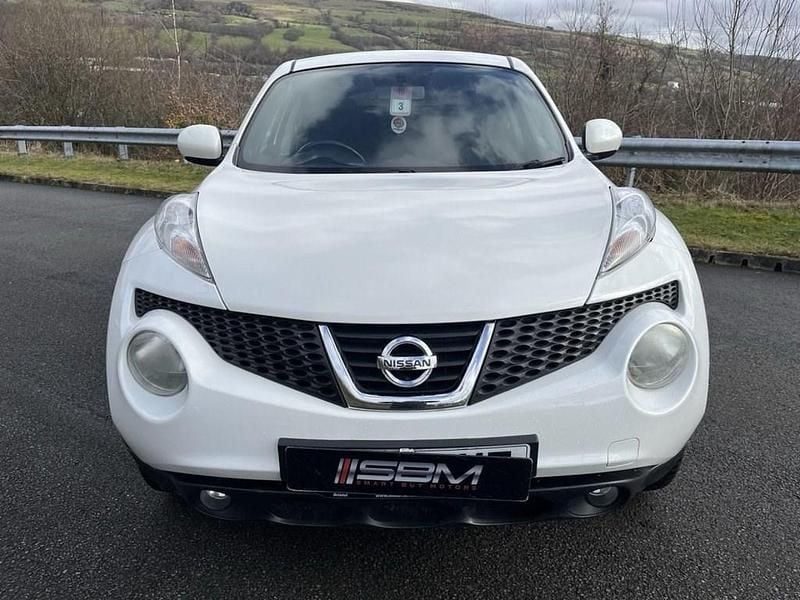 Used Nissan Juke Acenta Premium 117 HP (86 kW) 2013 White SUV