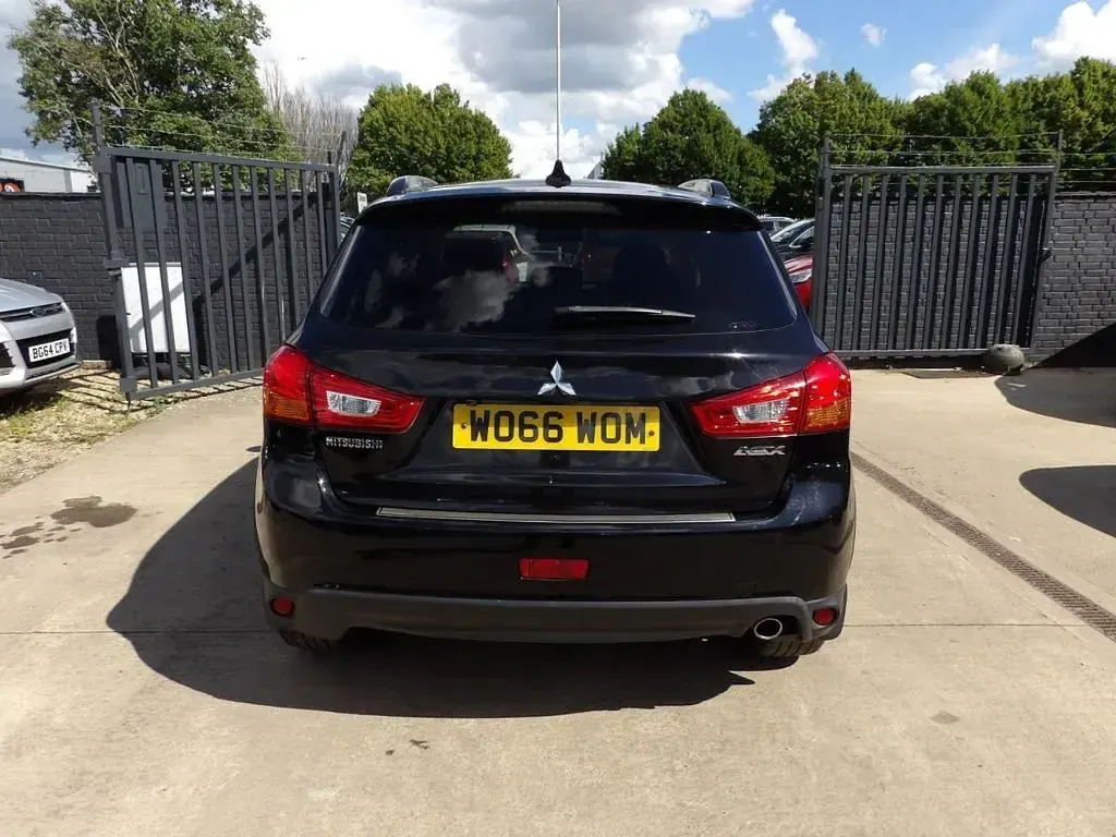 Used Mitsubishi ASX 112 HP (82 kW) 2017 Black SUV