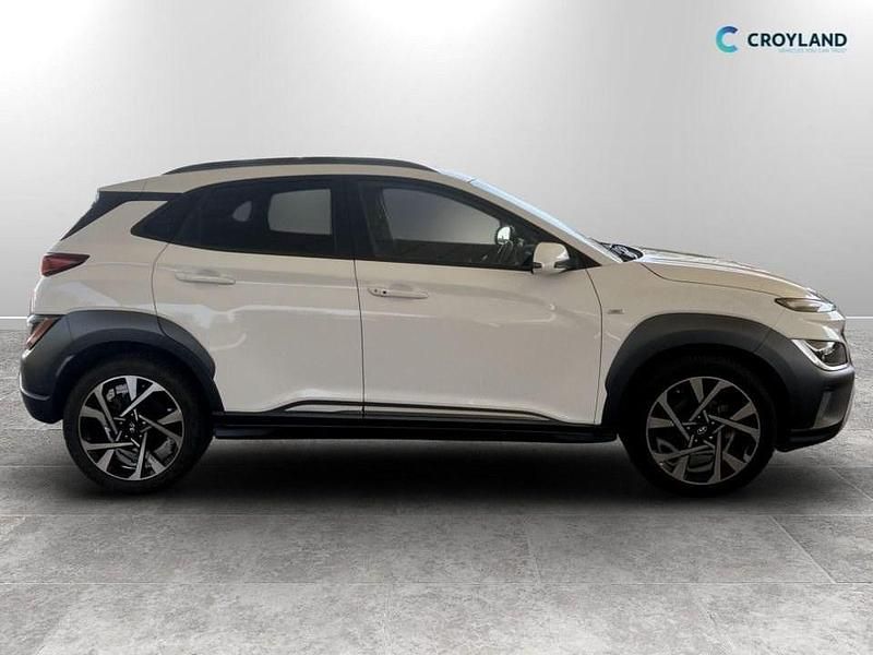 Used Hyundai Kona Premium 120 HP (88 kW) 2021 White SUV