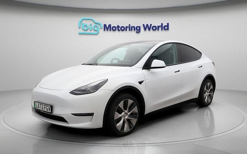 Used Tesla Model Y Long Range AWD 286 kW (389 HP) 2025 SUV