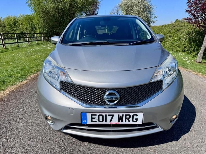 Used Nissan Note Acenta Premium 80 HP (58 kW) 2017 Silver Hatchback