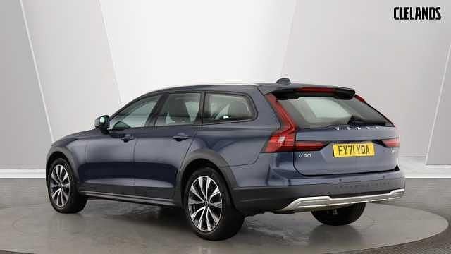 Used Volvo V90 CC 247 HP (181 kW) 2022 Estate