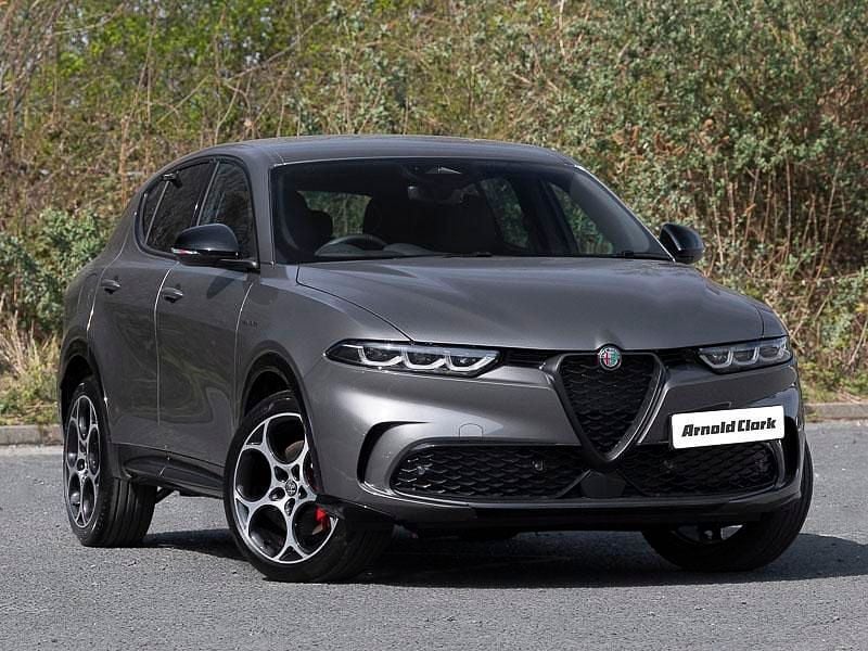 Metallic vesuvio grey New 2025 Alfa Romeo Tonale Veloce SUV | £30,998 (Fair price) - Image 1/4