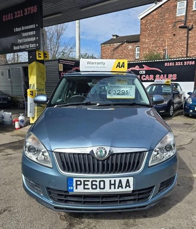 Used Skoda Fabia SE 69 HP (50 kW) 2010 Grey Estate