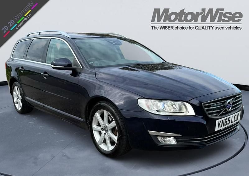Used Volvo V70 SE Lux 181 HP (133 kW) 2015 Blue Estate
