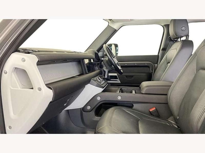 Used Land Rover Defender 400 HP (294 kW) 2024 Silver SUV