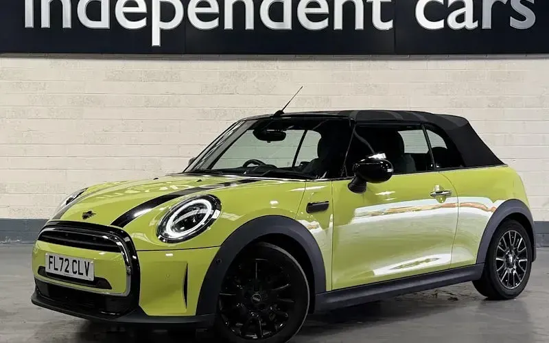 Used Mini Cooper Cabriolet Classic 136 HP (100 kW) 2022 Yellow Cabriolet