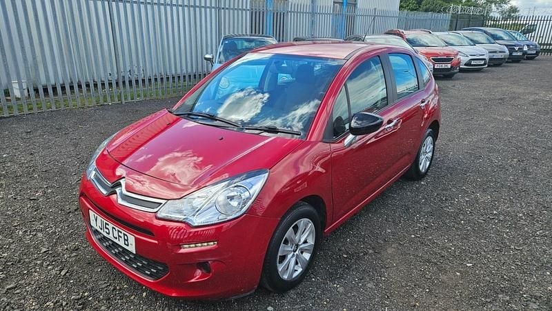 Red Used 2015 Citroën C3 PureTech Hatchback | £2,499 (Good price) - Image 1/4