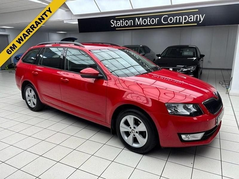 Used Skoda Octavia SE L 110 HP (80 kW) 2017 Red Estate