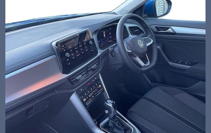 Used VW T-Roc Match 147 HP (108 kW) 2025 Blue SUV