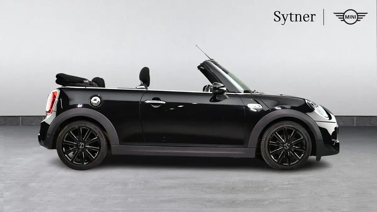Used Mini Cooper S 189 HP (139 kW) 2018 Black Hatchback