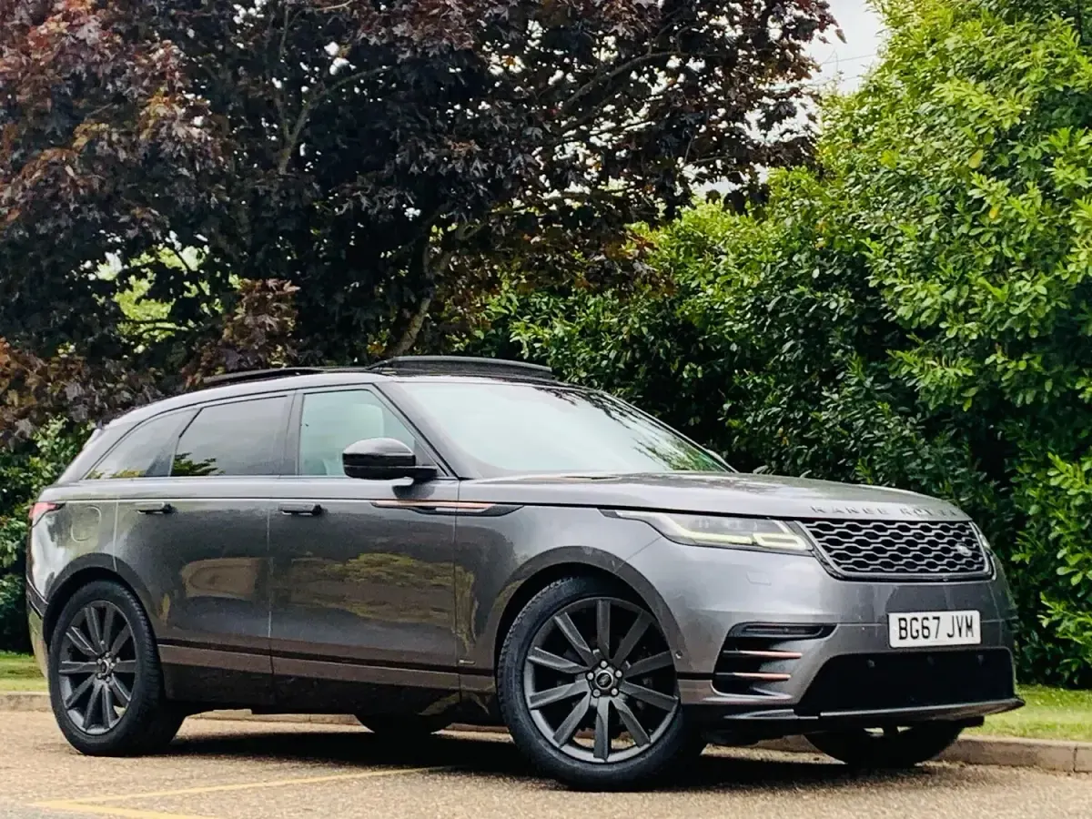 Used Land Rover Range Rover Velar SE Dynamic 236 HP (173 kW) 2017 Grey SUV