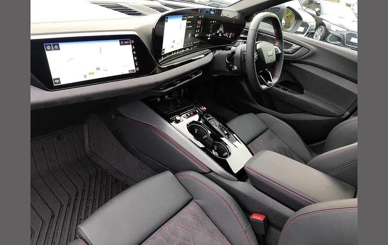 Used Audi A5 Advanced 200 HP (147 kW) 2025 Blue Estate