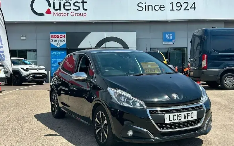 Used Peugeot 208 S 82 HP (60 kW) 2019 Hatchback