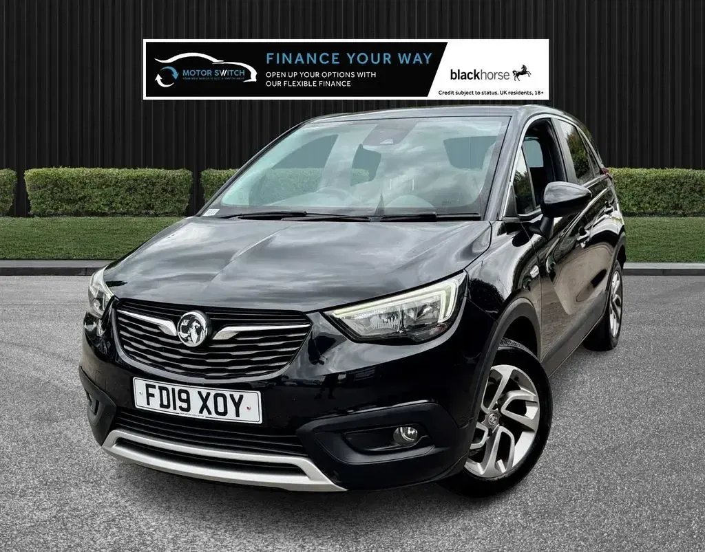 Used Vauxhall Crossland X S 110 HP (80 kW) 2019 Black SUV