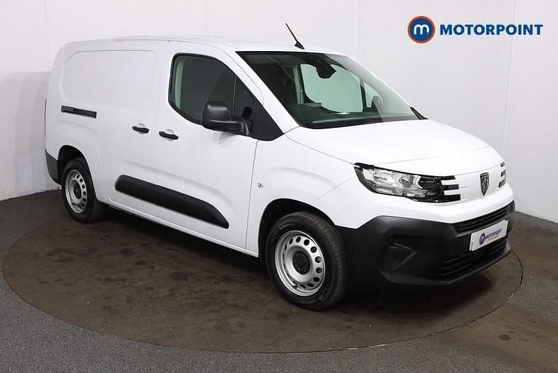 White Used 2024 Peugeot Partner Van | £14,899 (A bit pricey) - Image 1/4