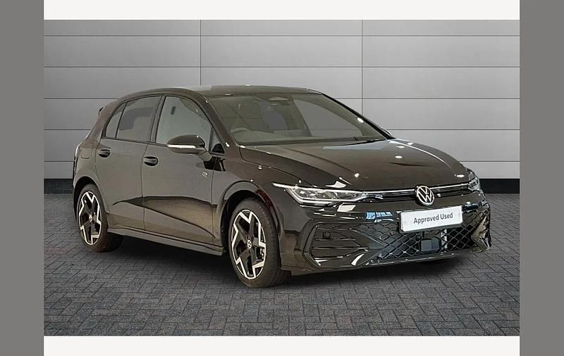 Black New 2025 VW Golf VIII R-line Hatchback | £33,650 (Fair price) - Image 1/3