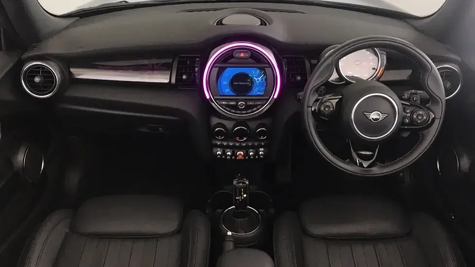 Używany Mini Cooper S Exclusive 189 KM (139 kW) 2021 Czarny Hatchback