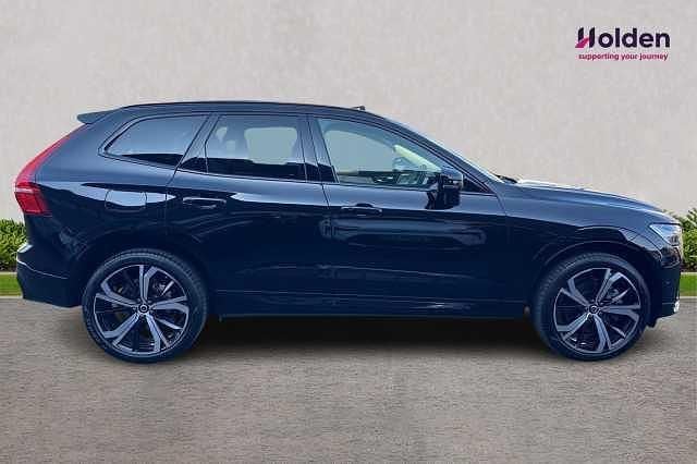 Used Volvo XC60 Ultra 247 HP (181 kW) 2025 Black SUV