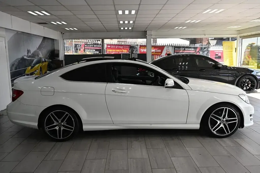 Used Mercedes C250 Sport Edition 2014 White Coupe