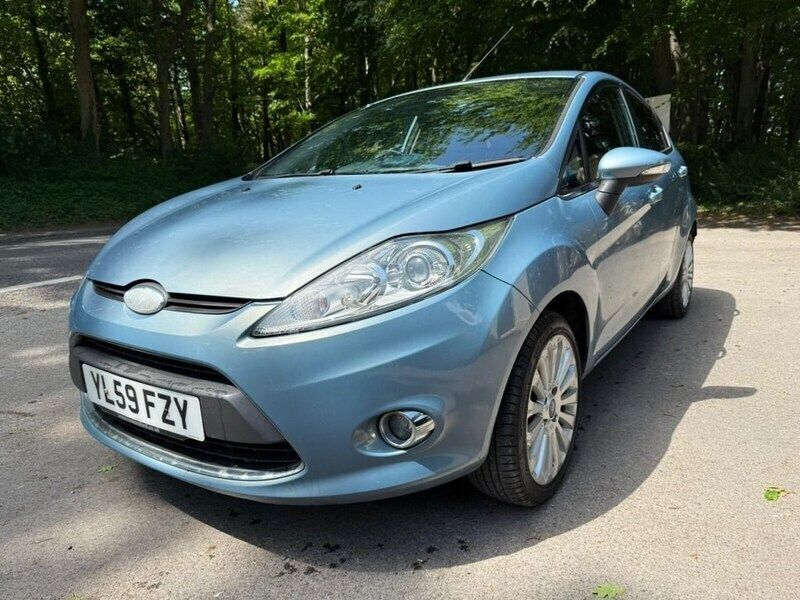 Blue Used 2010 Ford Fiesta Titanium Hatchback | £1,999 (A bit pricey) - Image 1/4