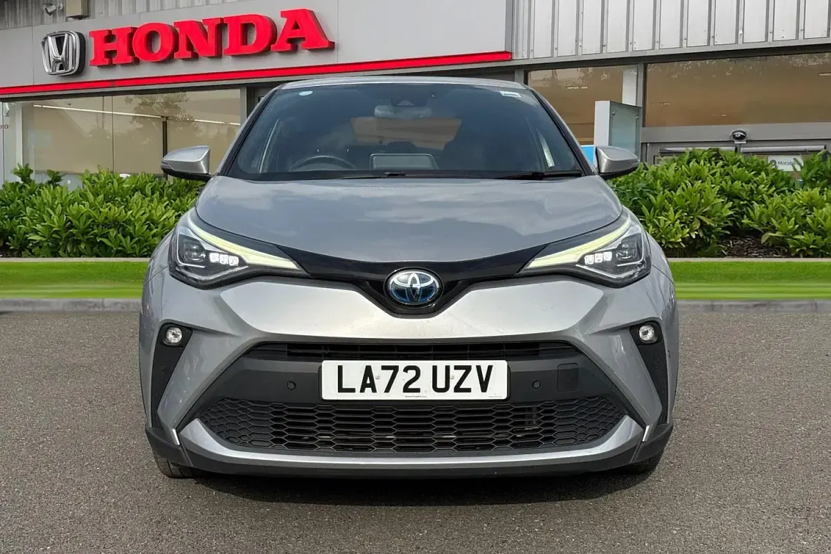 Usado Toyota C-HR 2023 Prateado SUV