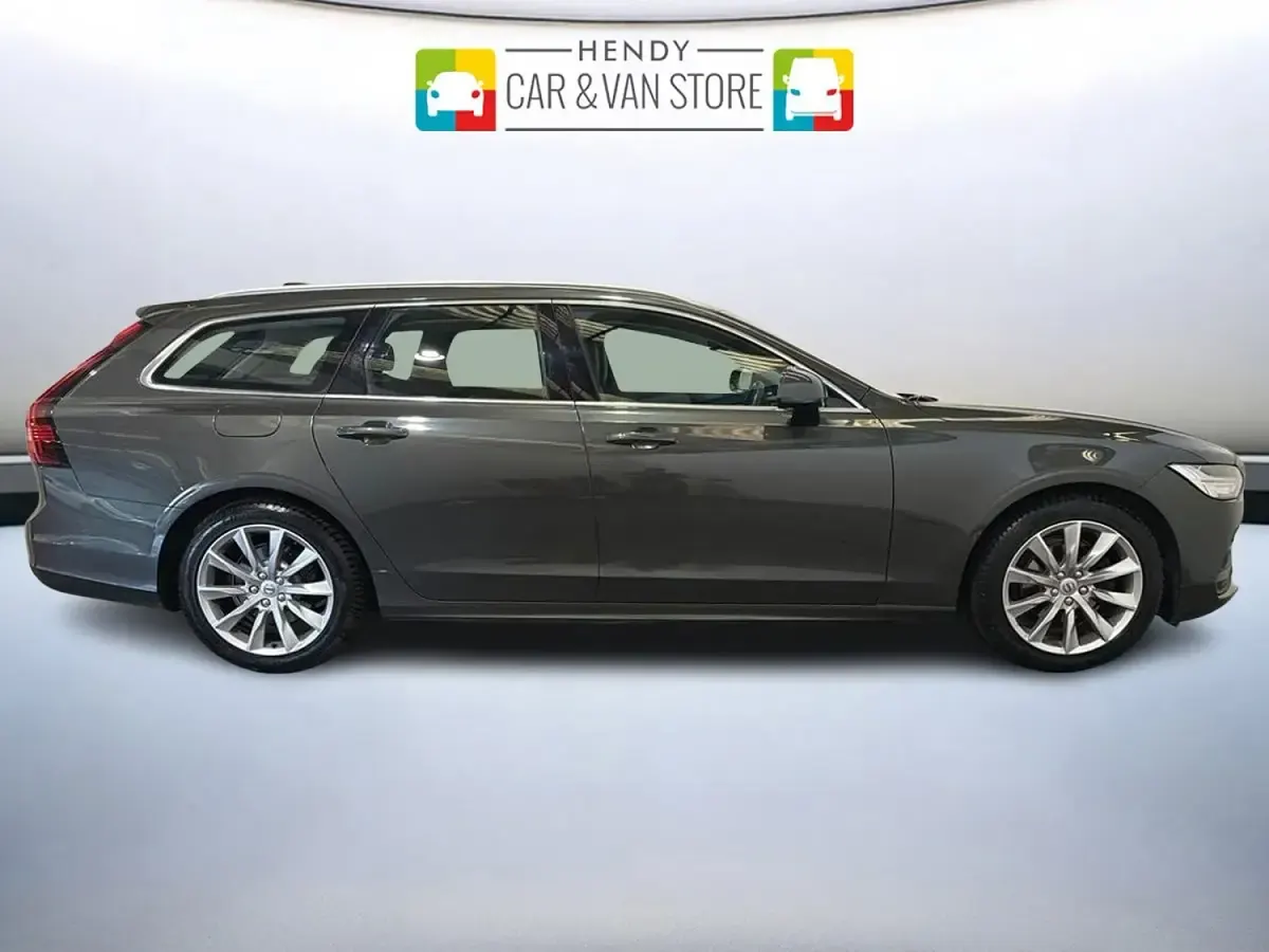 Used Volvo V90 Momentum 2021 Grey Estate