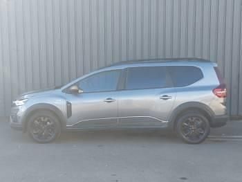 Used Dacia Jogger Extreme 109 HP (80 kW) 2024 Grey MPV