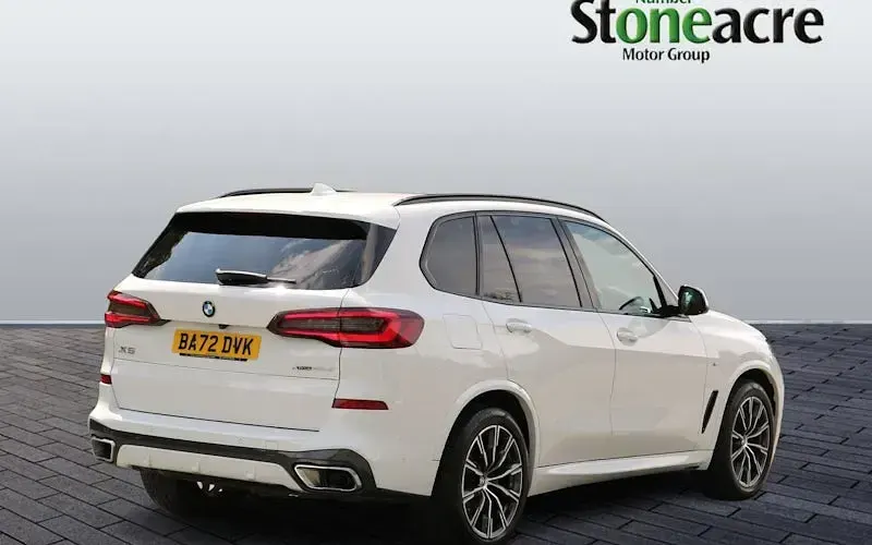 Used BMW X5 M Sport 286 HP (210 kW) 2022 White SUV