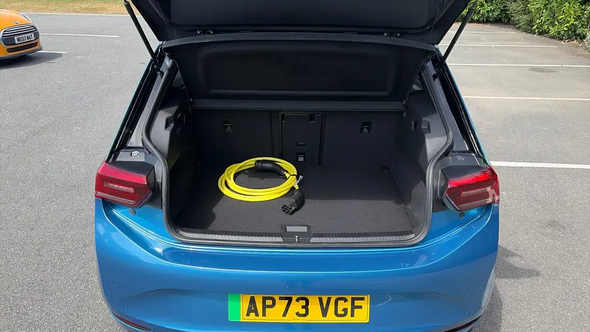 Used VW ID.3 Pro 150 kW (204 HP) 2024 Blue Hatchback