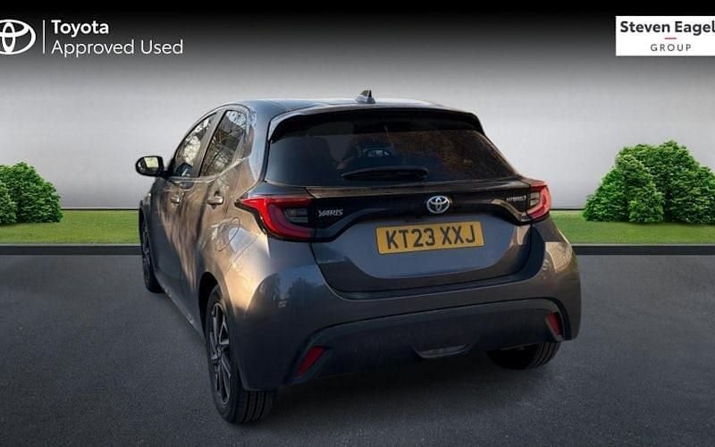 Used Toyota Yaris Hybrid Design 116 HP (85 kW) 2026 Hatchback