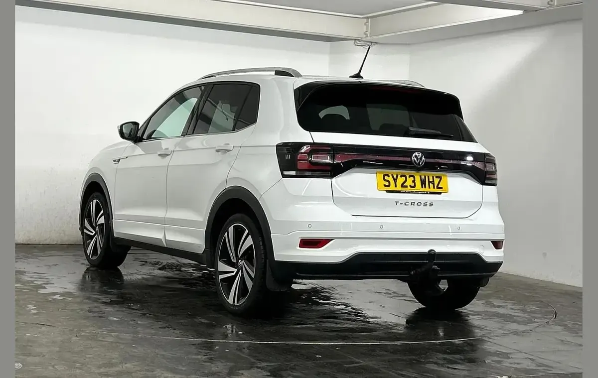 Used VW T-Cross R-line 110 HP (80 kW) 2023 White SUV