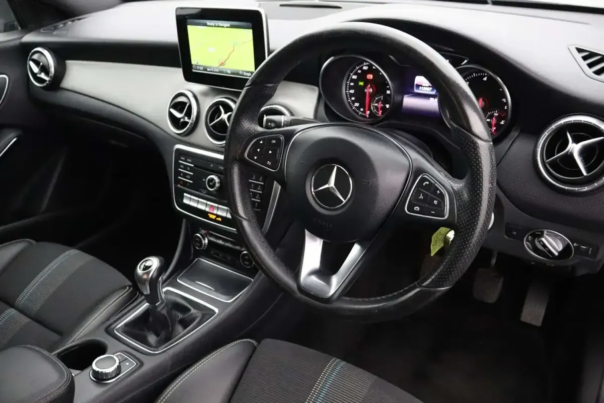 Used Mercedes CLA200 136 HP (100 kW) 2018 Grey Coupe