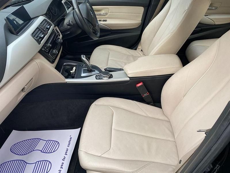 Used BMW 318 Comfort Edition 136 HP (100 kW) 2019 Black Estate