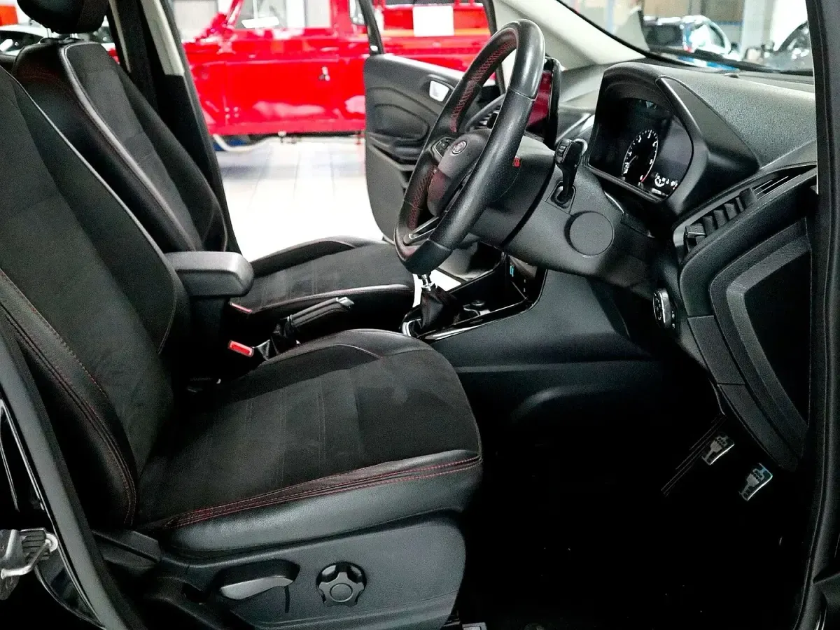 Second-hand Ford Ecosport ST-Line 125 CP (91 kW) 2018 Negru SUV
